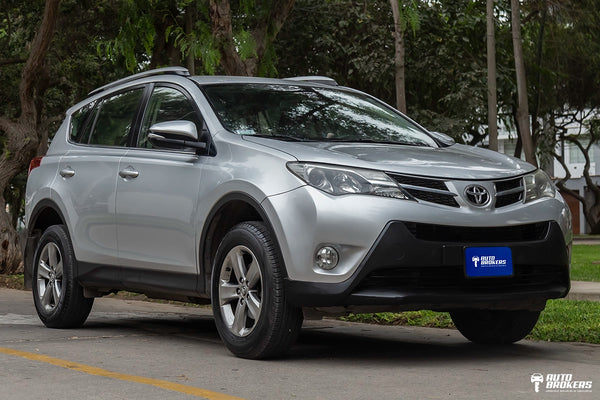 TOYOTA RAV4 - 2015