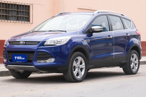 FORD ESCAPE - 2015